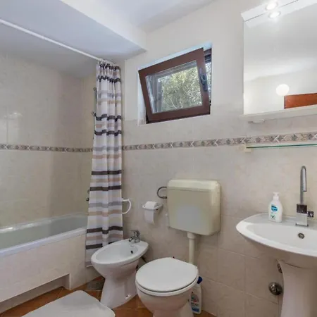 Apartment Mirna Njivice